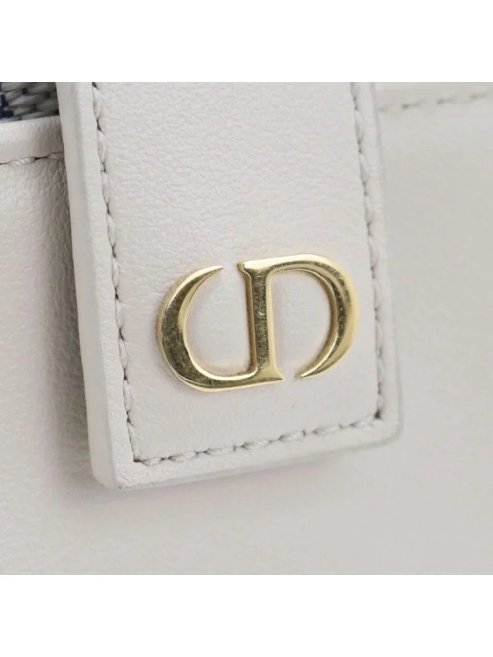Dior this authentic